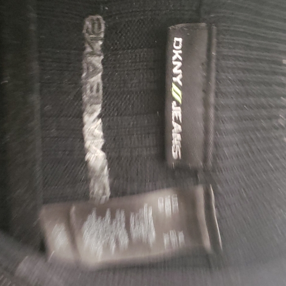 Sweater - Picture 2 of 4